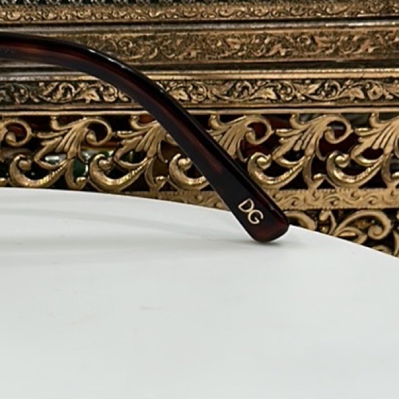 Dolce & Gabbana Rx Tortoiseshell Eyeglass Frames/Etched Temple Arms EUC D&G Case - Picture 10 of 17